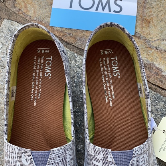 Toms Grey Chambray Ten Year Anniversary - Picture 8 of 12